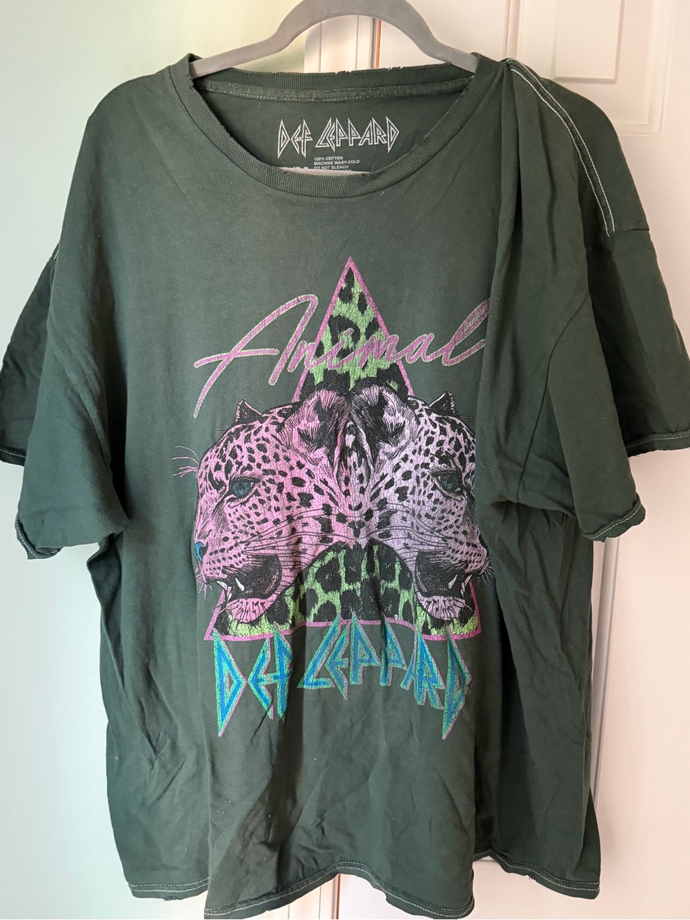 Def Leppard Women's Graphic Tee - Dark Green